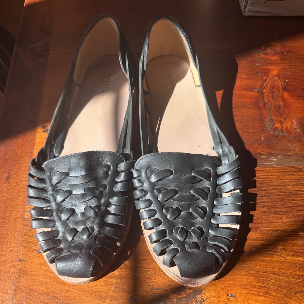 Nisolo huaraches in black